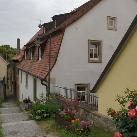 Ferienwohnung An Der Stadtmauer Деттельбах Экстерьер фото