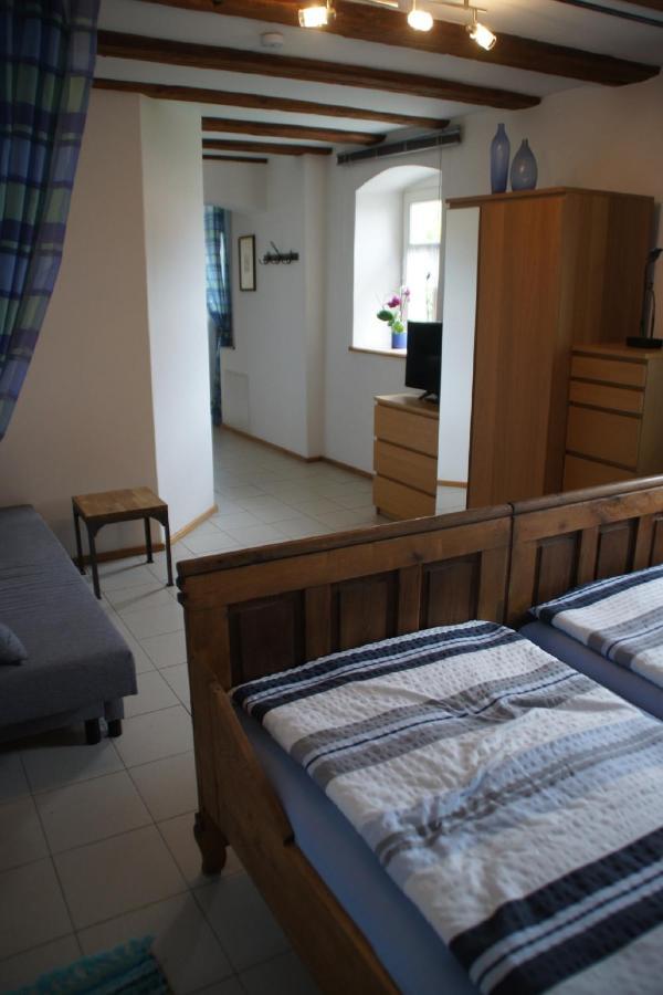 Ferienwohnung An Der Stadtmauer Деттельбах Экстерьер фото